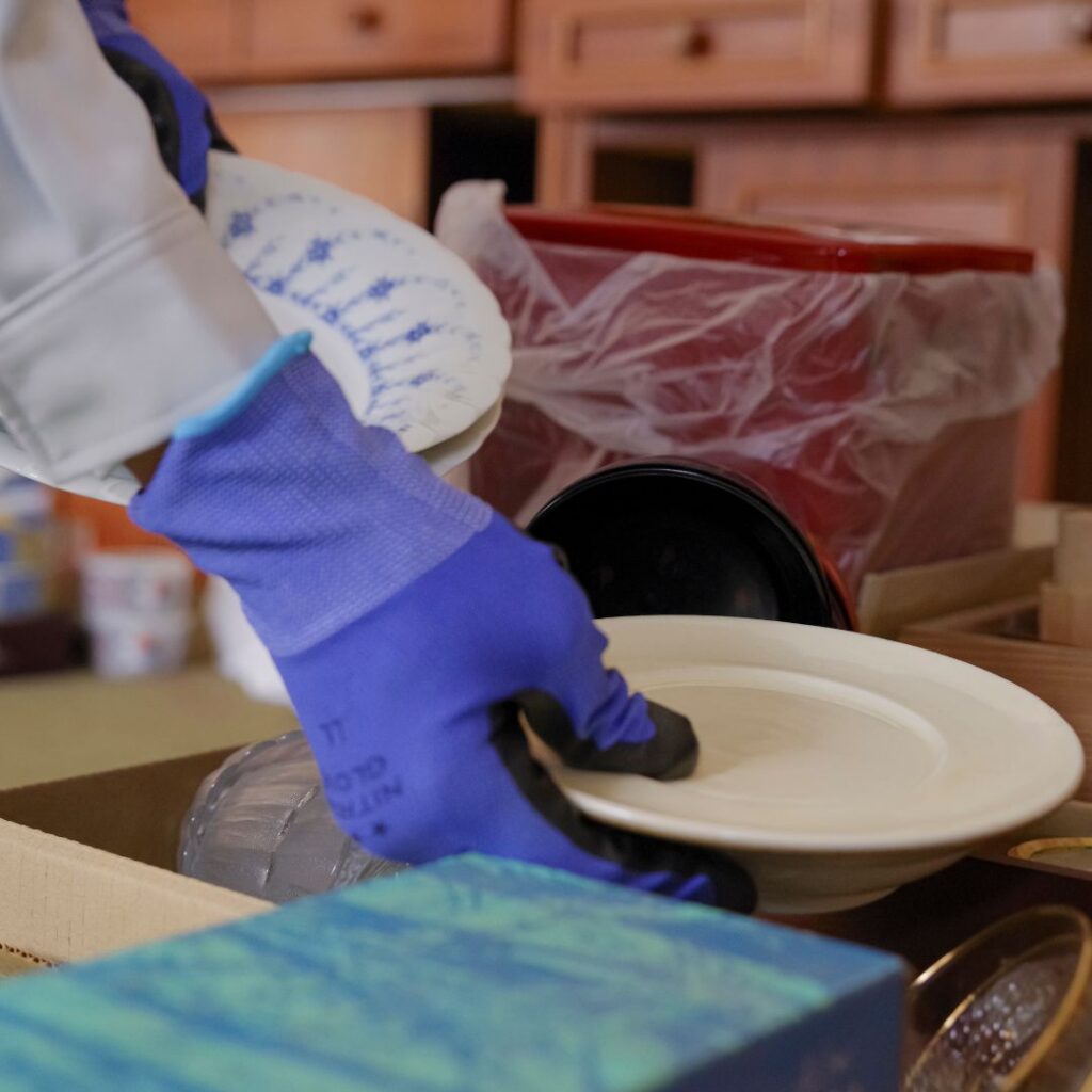 companies that clean out homes after someone dies